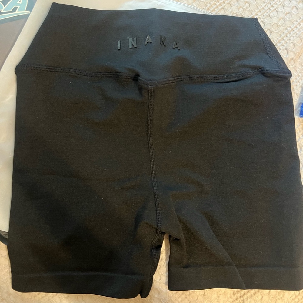 Inaka shorts